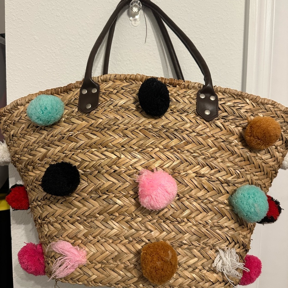 EUC Colorful Pom-Pom Straw Tote Bag
